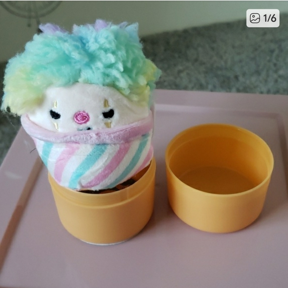 Declan The Cotton Candy Clown 2.5 Mystery Capsule Squishmallow Plush NEW